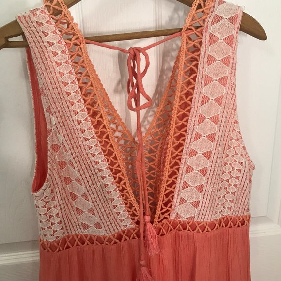 V neck dress with lace - Picture 6 of 7